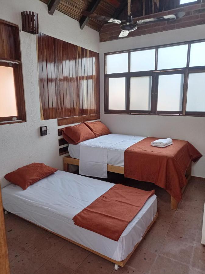 Bungalows Y Cabanas, Las Barracas De La Barra Malucano Екстериор снимка