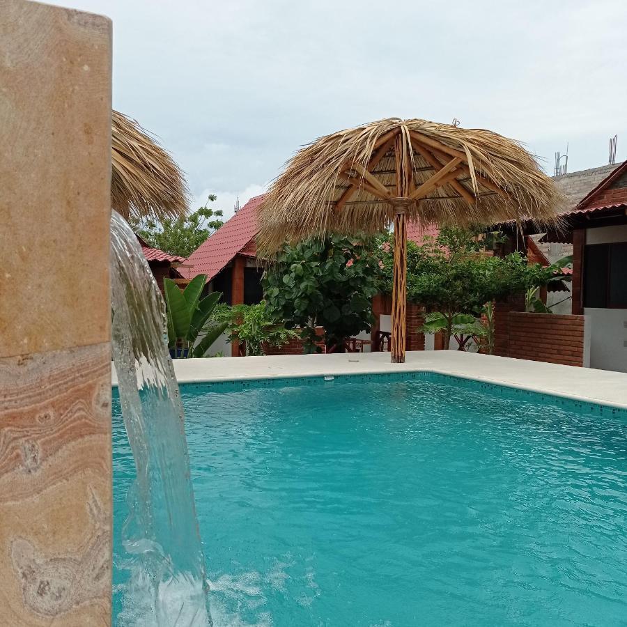 Bungalows Y Cabanas, Las Barracas De La Barra Malucano Екстериор снимка
