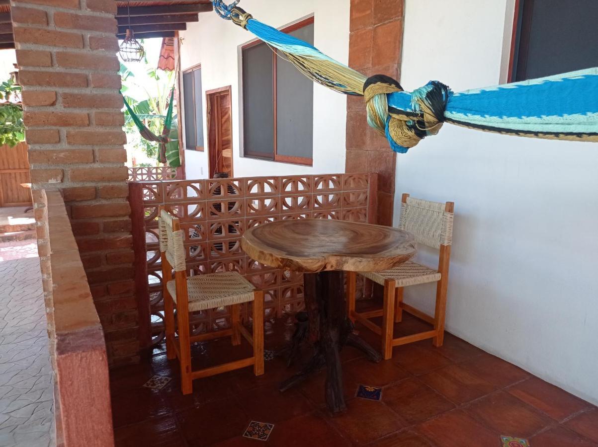 Bungalows Y Cabanas, Las Barracas De La Barra Malucano Екстериор снимка
